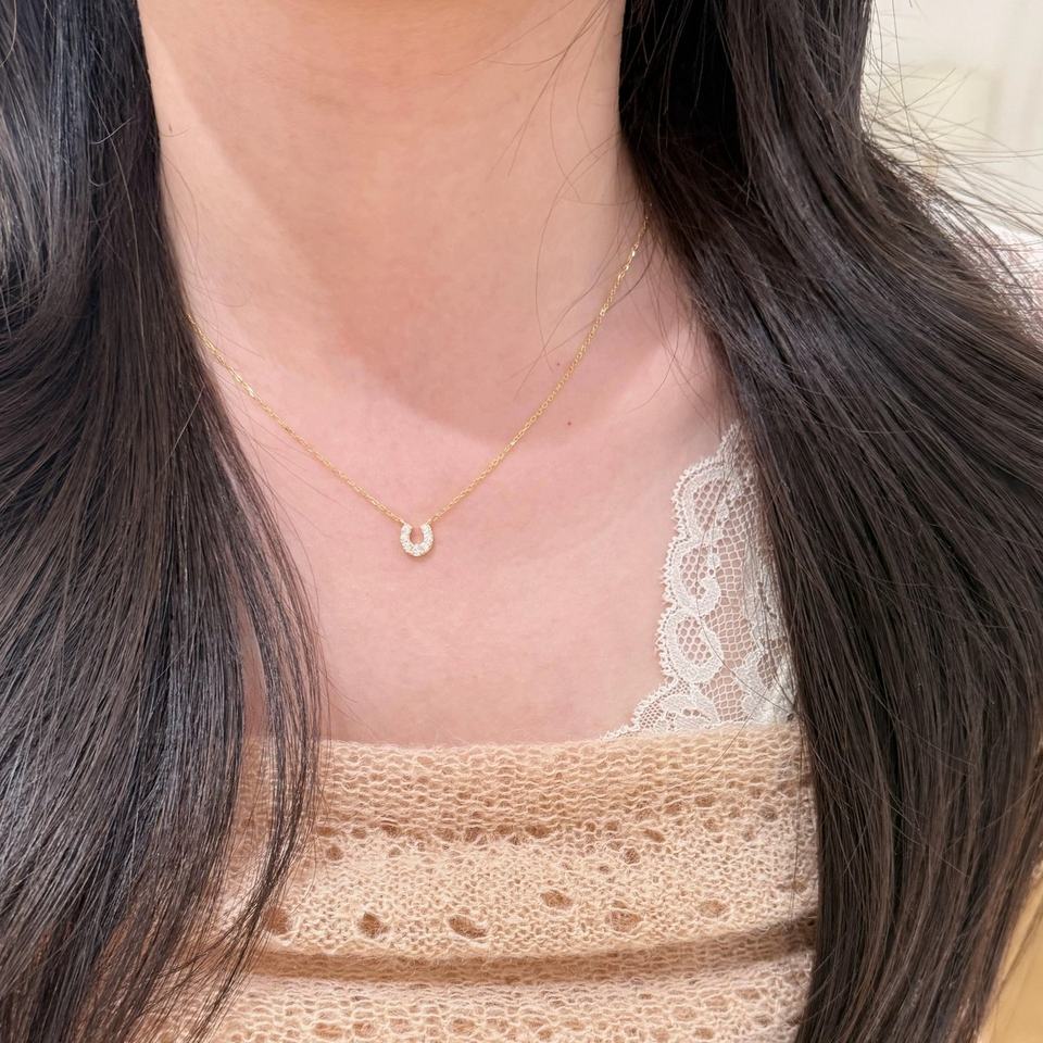 North & Pearl Dainty Horseshoe Necklace product image