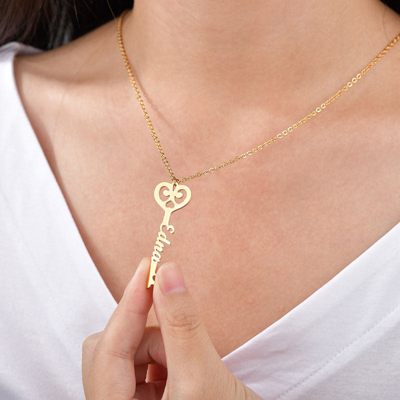 North & Pearl Floating Nameplate Necklace product image