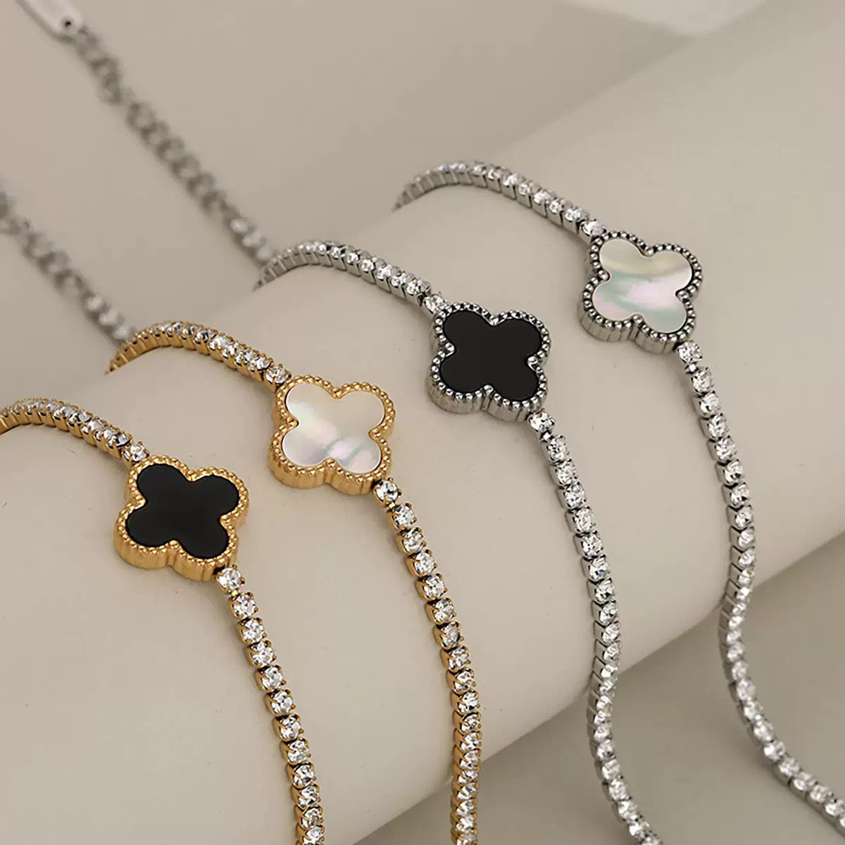North & Pearl Clover Charm Bracelet product image 1