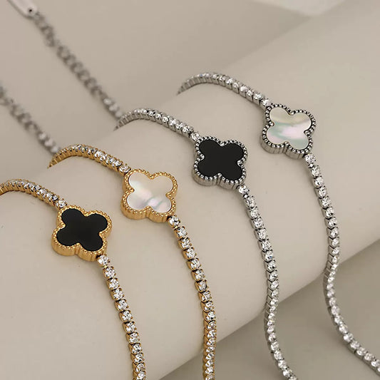 North & Pearl Clover Charm Bracelet product image 1