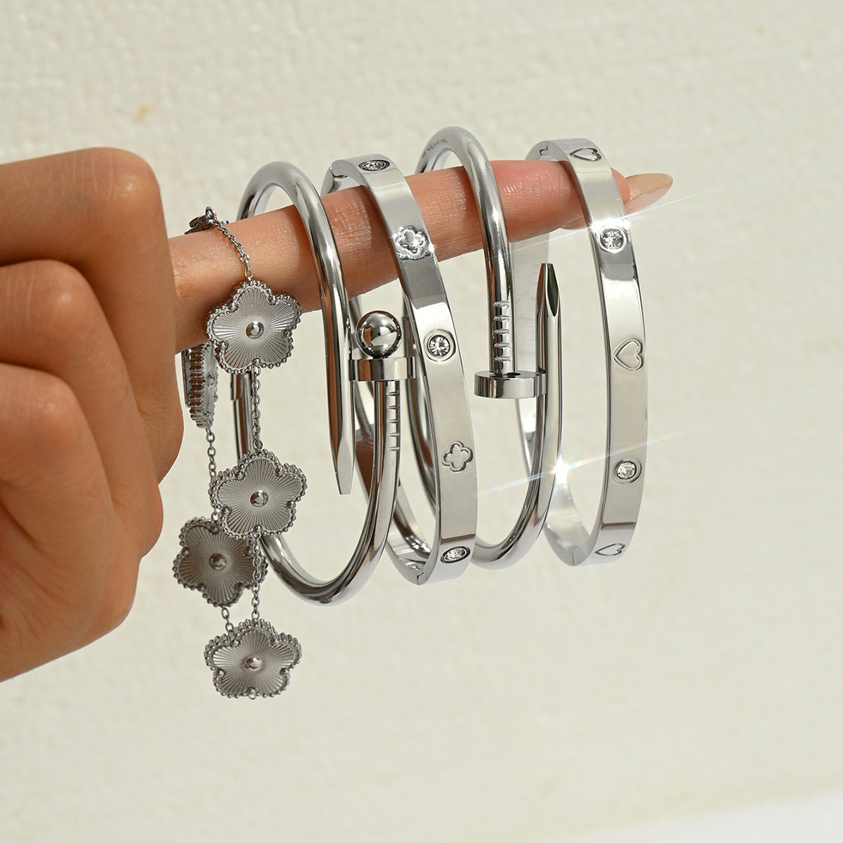 North & Pearl Refined Oval Bracelet product image 4