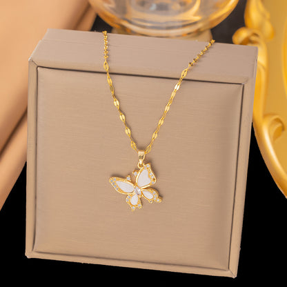 North & Pearl Sweetheart Oval Pendant Necklace product thumbnail 4