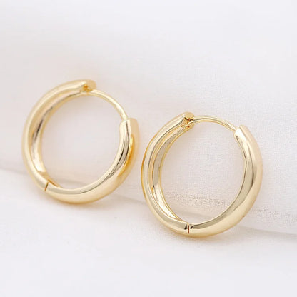 North & Pearl Classic Huggie Hoop Earrings product thumbnail 3