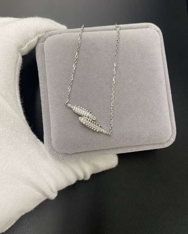 North & Pearl Wheat Leaf CZ Necklace product image