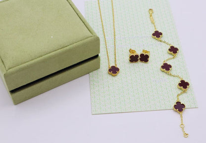 North & Pearl Polished Clover Bracelet product thumbnail 6