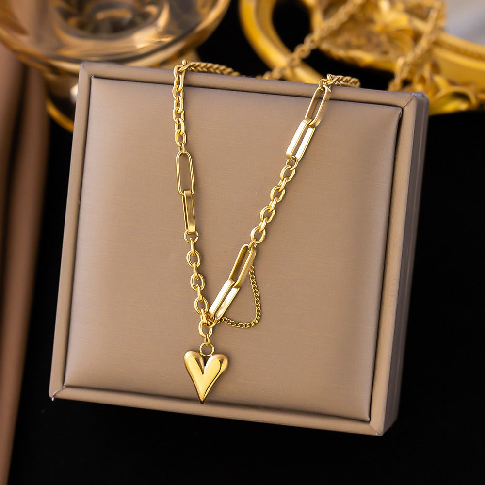 North & Pearl Dainty Flower Necklace product image