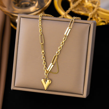 North & Pearl Dainty Flower Necklace product thumbnail 3