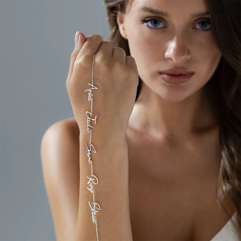 North & Pearl Dainty Name Pendant Necklace product image 5
