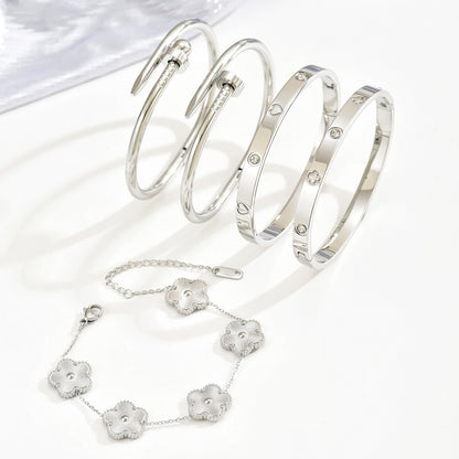 North & Pearl Refined Oval Bracelet product thumbnail 5