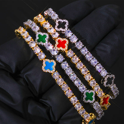 North & Pearl Clover Link Bracelet product thumbnail 4