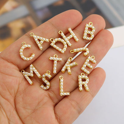 North & Pearl Classic Initial Necklace product thumbnail 4