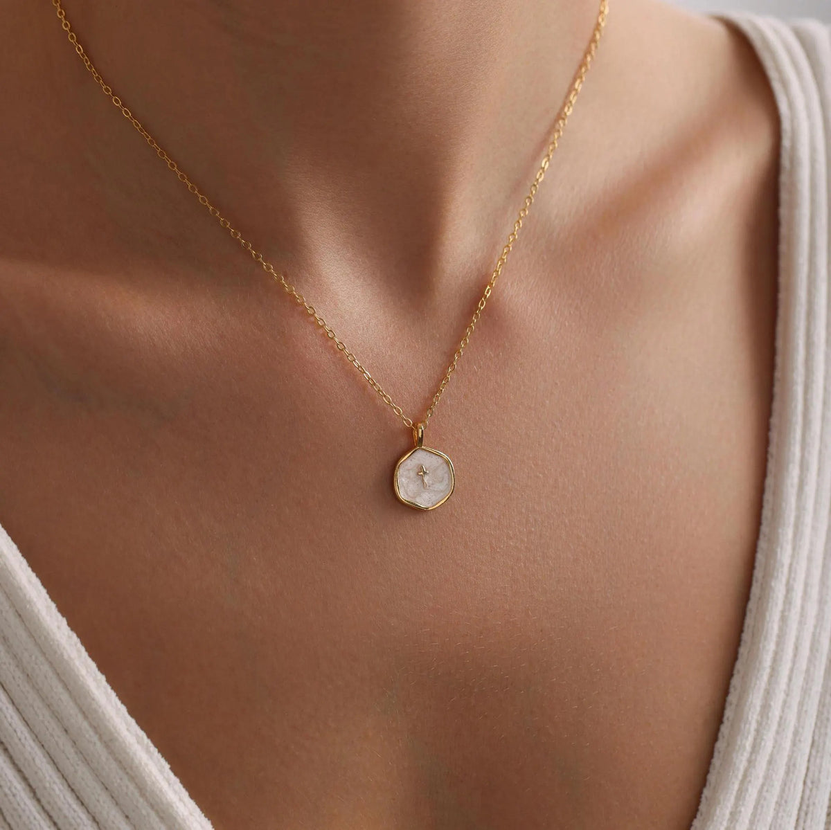 North & Pearl Charm Everyday Name Necklace product image 2