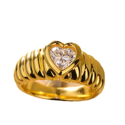 North & Pearl Ribbed Heart CZ Ring product thumbnail 1