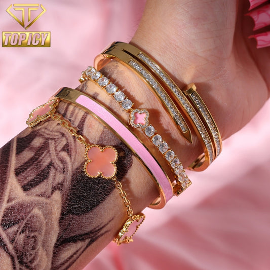 North & Pearl Clover Station Bracelet product image 1