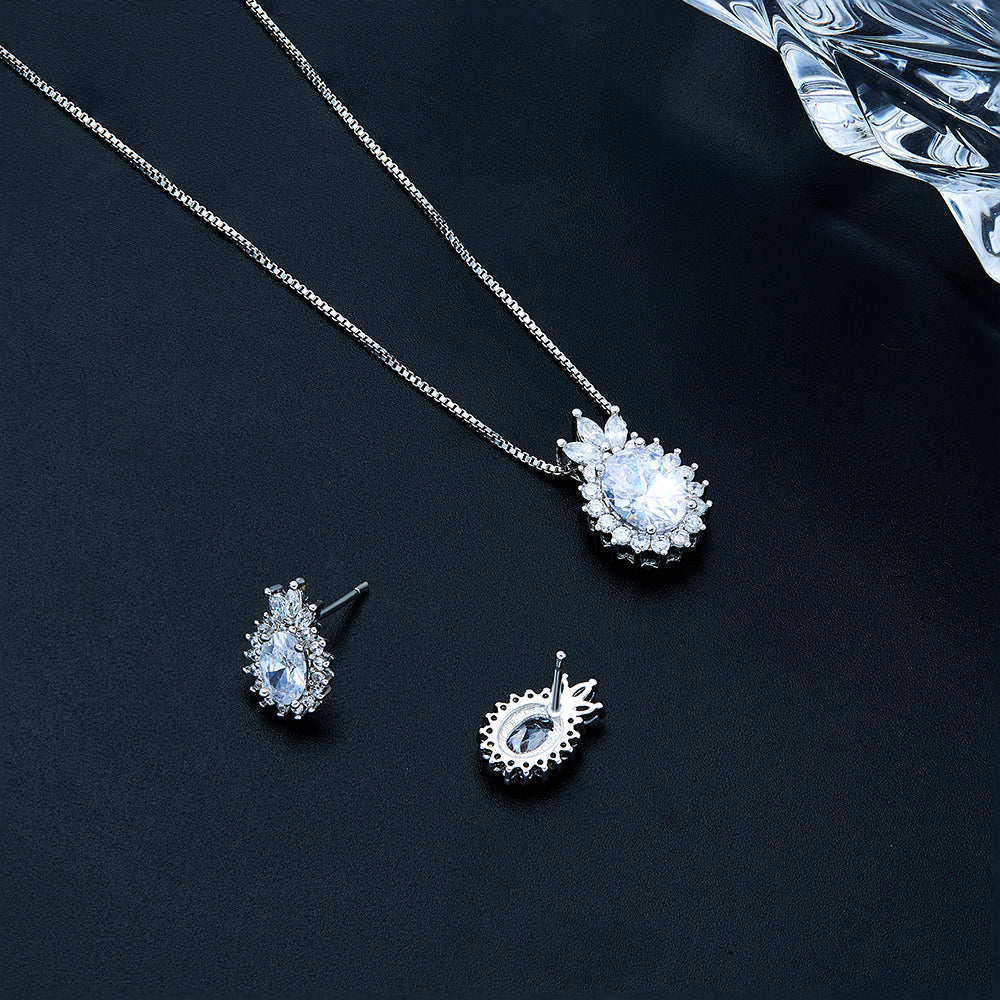 North & Pearl Refined Sparkle Earrings product image