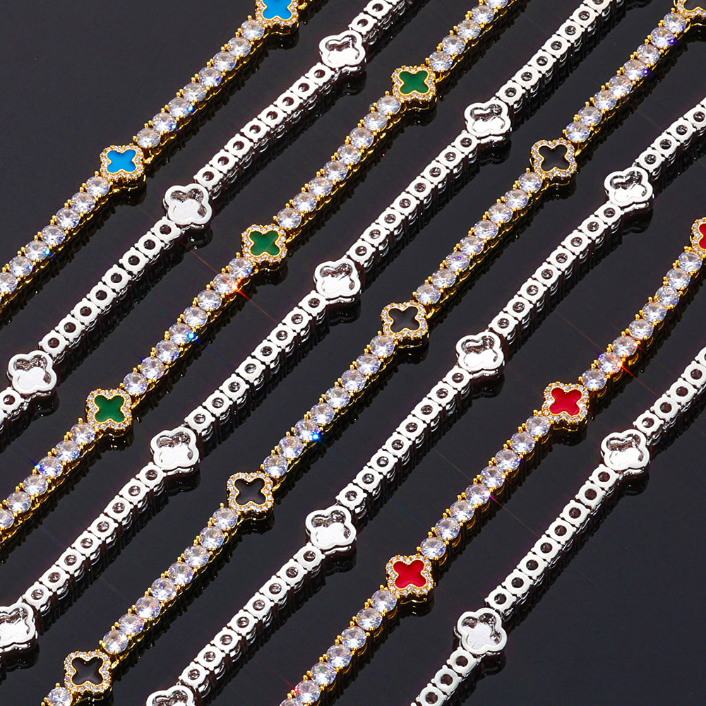 North & Pearl Clover Link Bracelet product image
