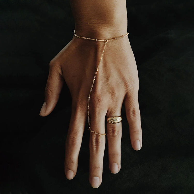 North & Pearl Beaded Hand Chain Bracelet product image 3