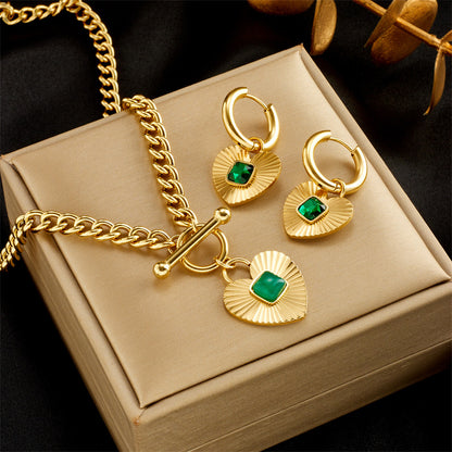 North & Pearl Heart Earrings product thumbnail 5