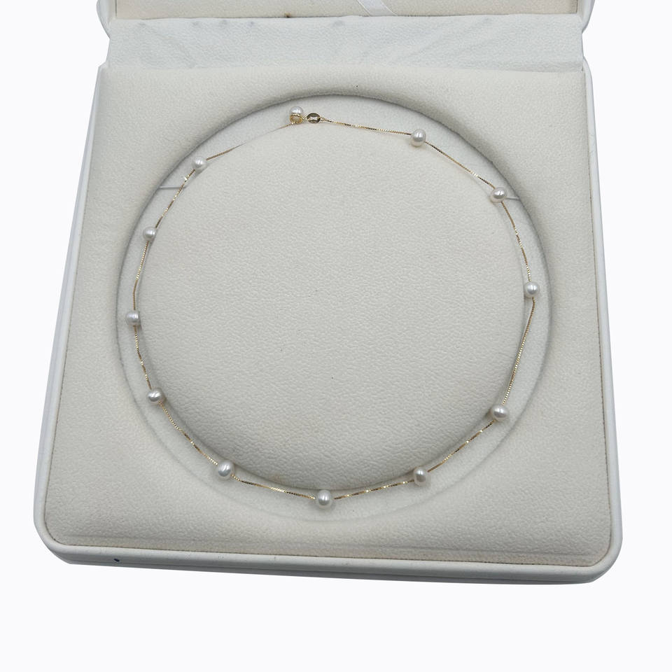 North & Pearl Pearl Station Necklace product image