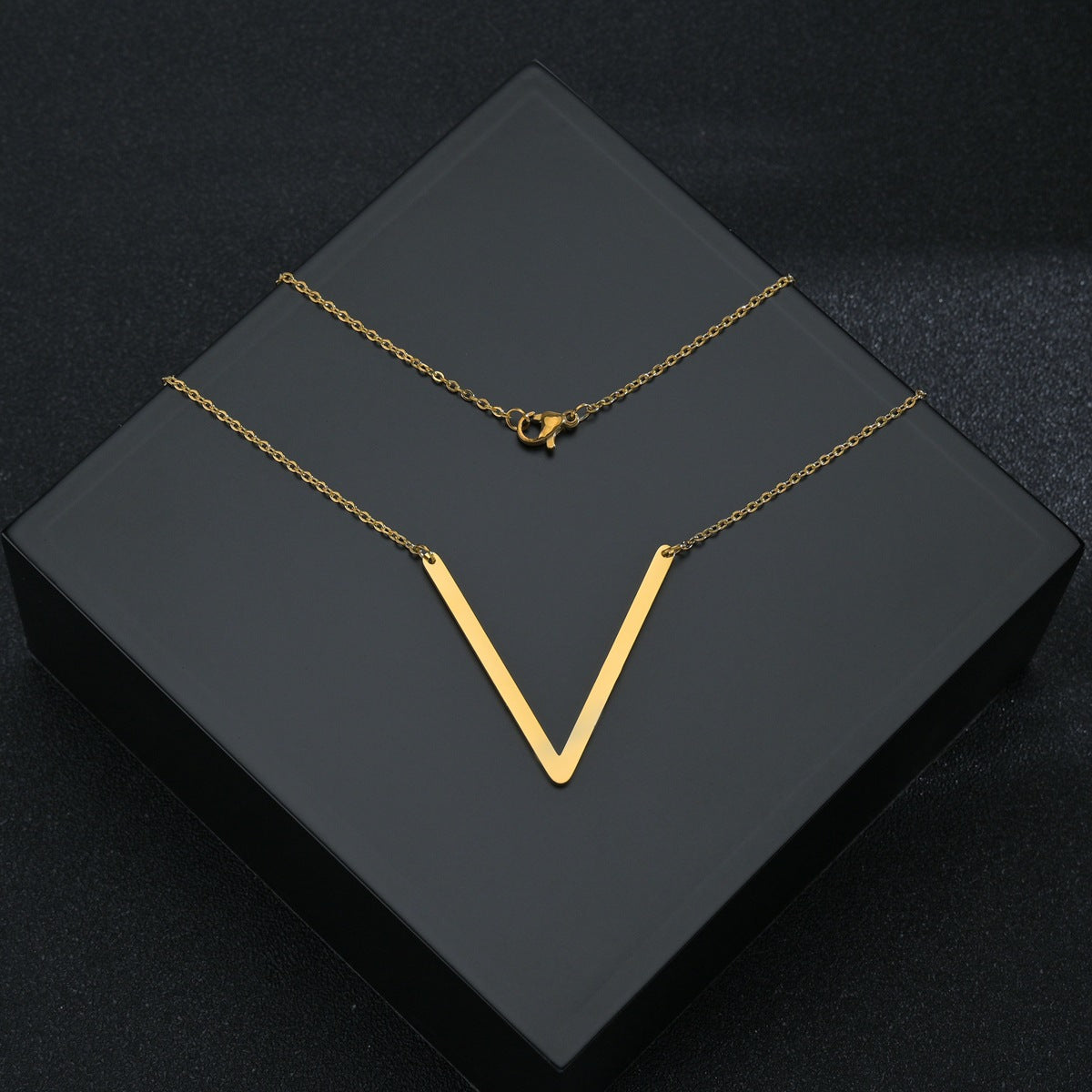 North & Pearl Polished Pendant Necklace product image 3