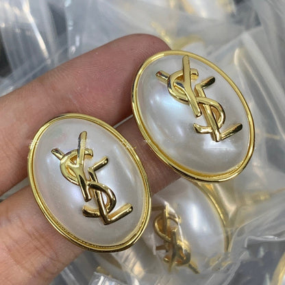 North & Pearl Giftable Letter Earrings product thumbnail 4