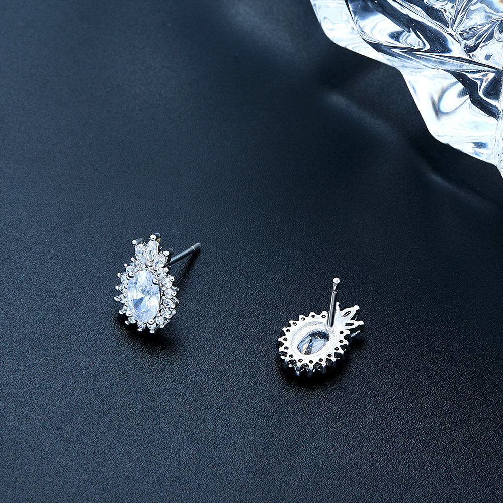 North & Pearl Refined Sparkle Earrings product image 4