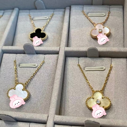 North & Pearl Dainty Clover Necklace product thumbnail 4