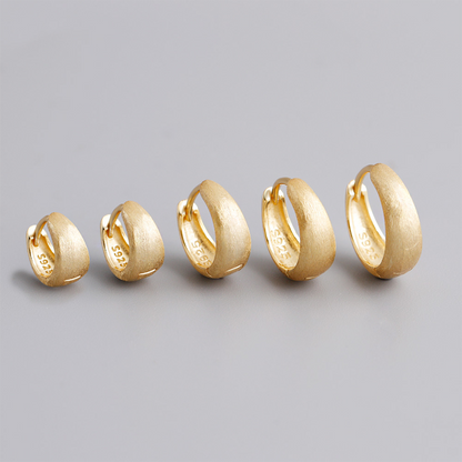 North & Pearl Brushed Chunky Hoop Earrings product thumbnail 1