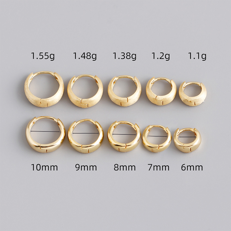 North & Pearl Brushed Chunky Hoop Earrings product image