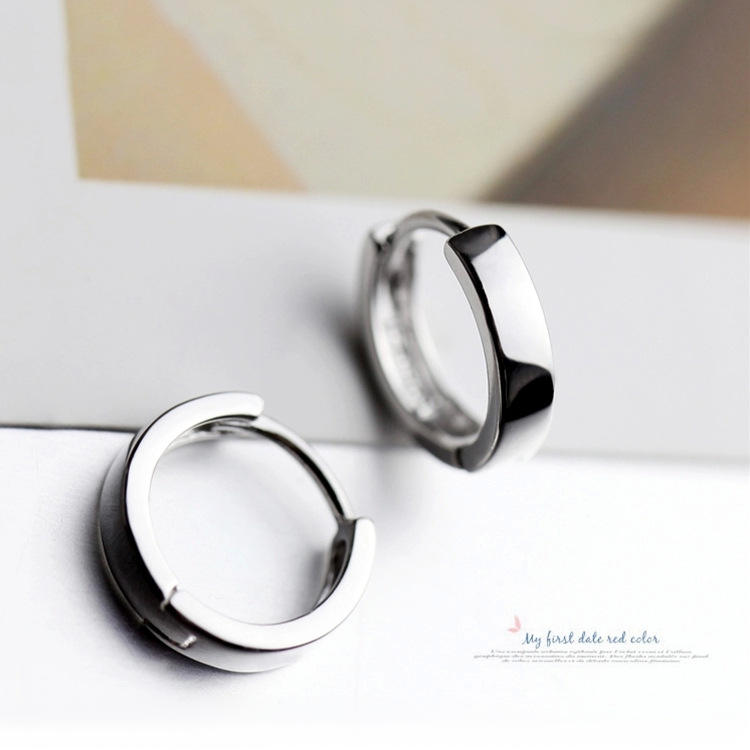 North & Pearl Polished Huggie Hoop Earrings product image 3