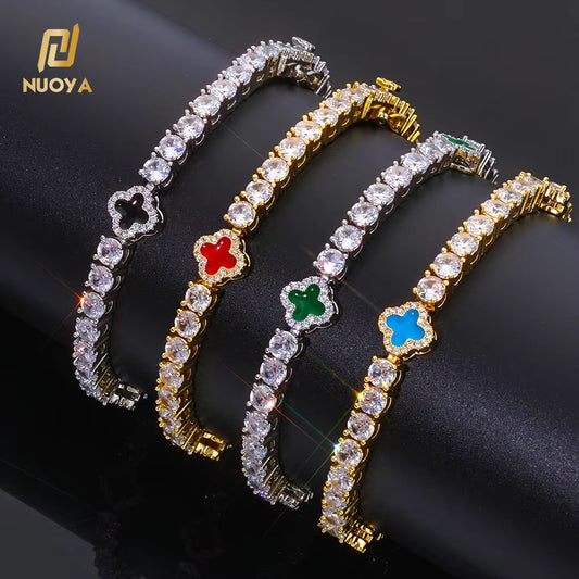 North & Pearl Clover Link Bracelet product image 1
