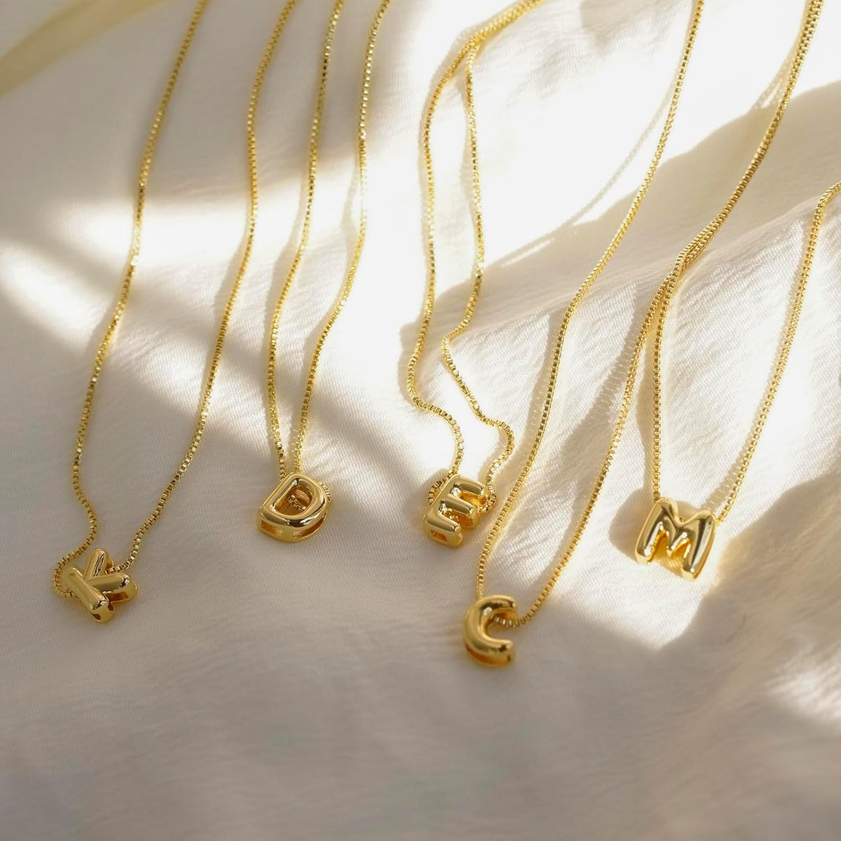 North & Pearl Minimal Initial Pendant Necklace product image 4