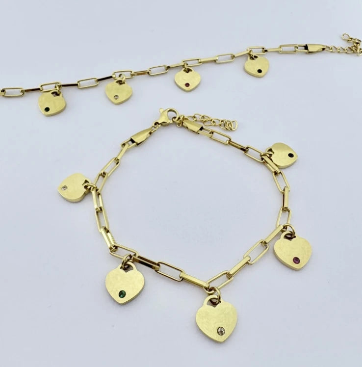 North & Pearl Family Heart Charm Bracelet product image 5