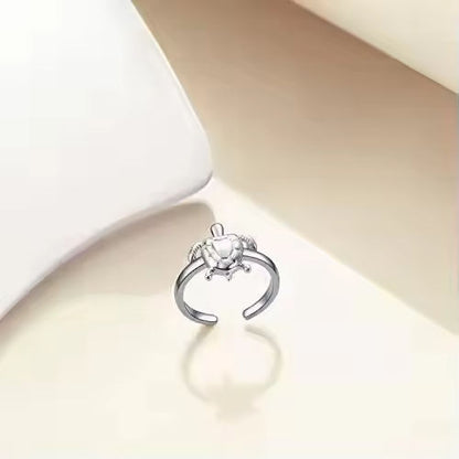 North & Pearl Sea Turtle Toe Ring product thumbnail 3