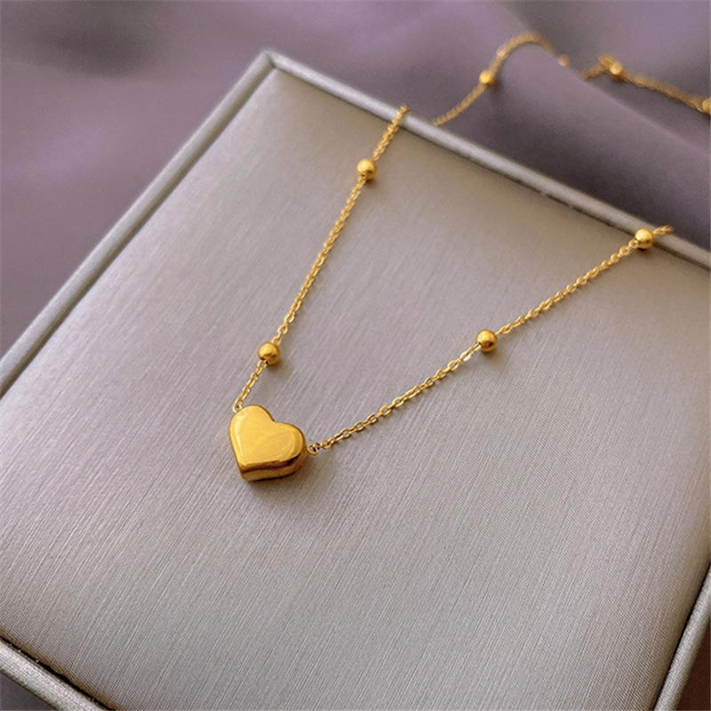 North & Pearl Beaded Heart Clavicle Necklace product image