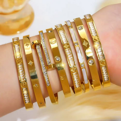North & Pearl Flower Nail Bangle product thumbnail 1