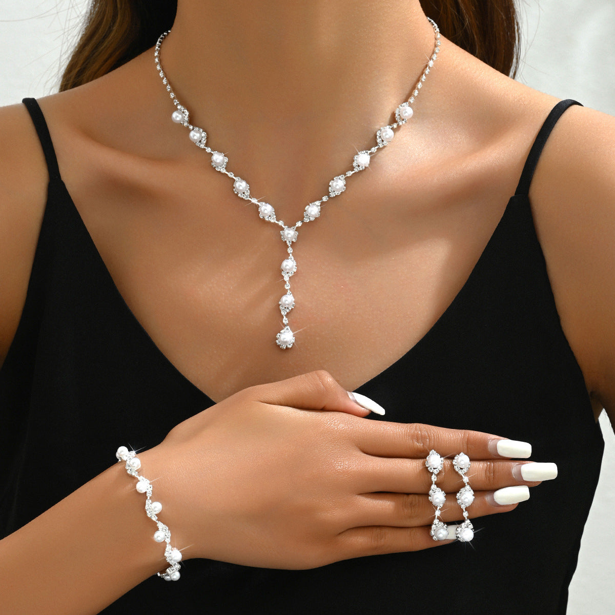 North & Pearl Bead Earrings product image