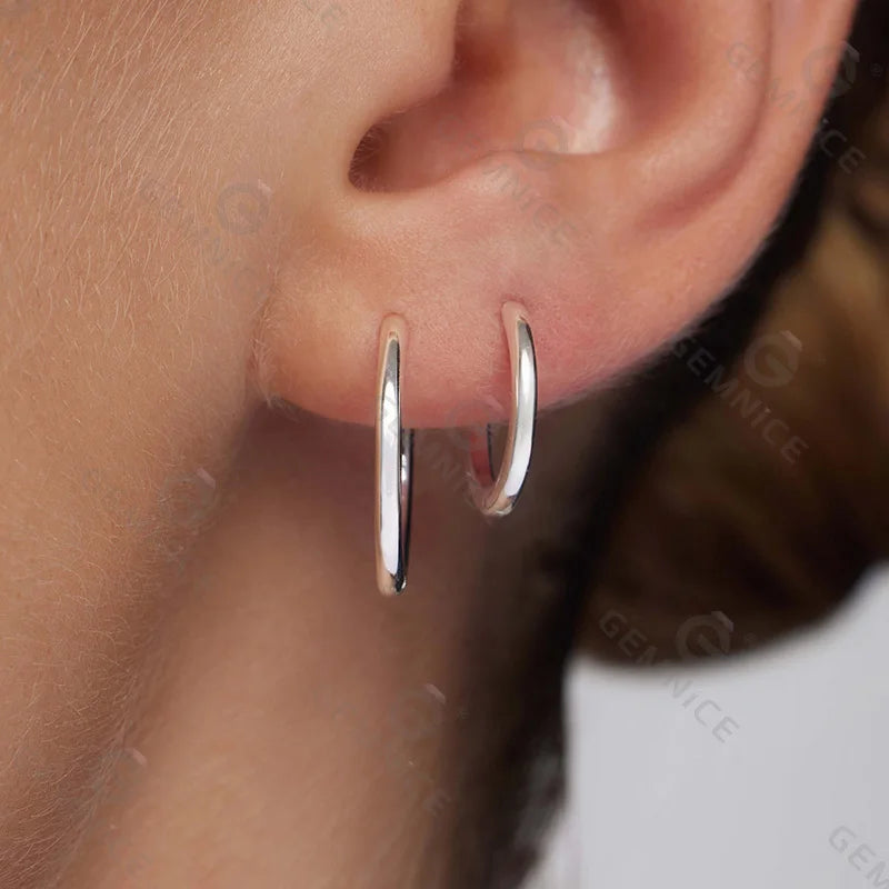 North & Pearl Essential Huggie Earrings product image 5
