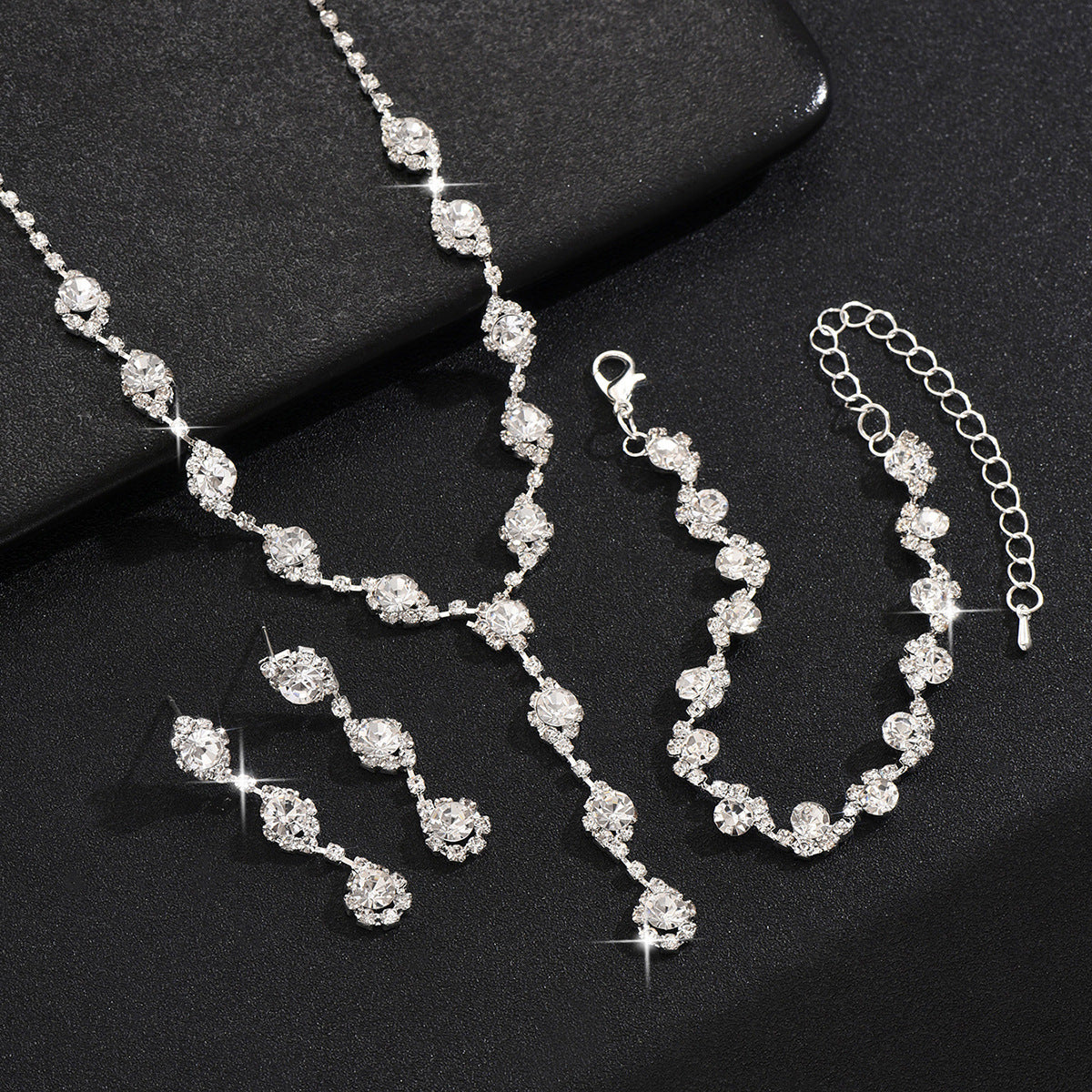 North & Pearl Bead Earrings product image 3