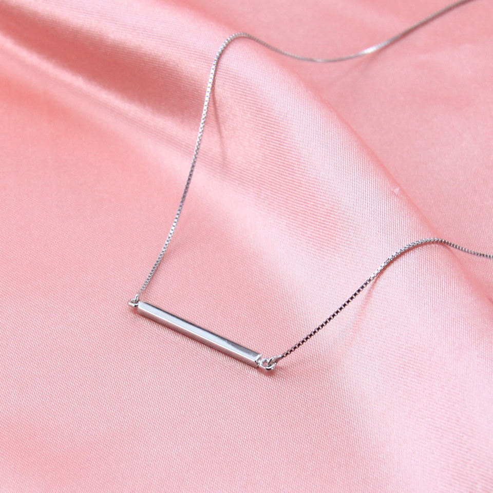 North & Pearl Minimal Bar Necklace product image 2