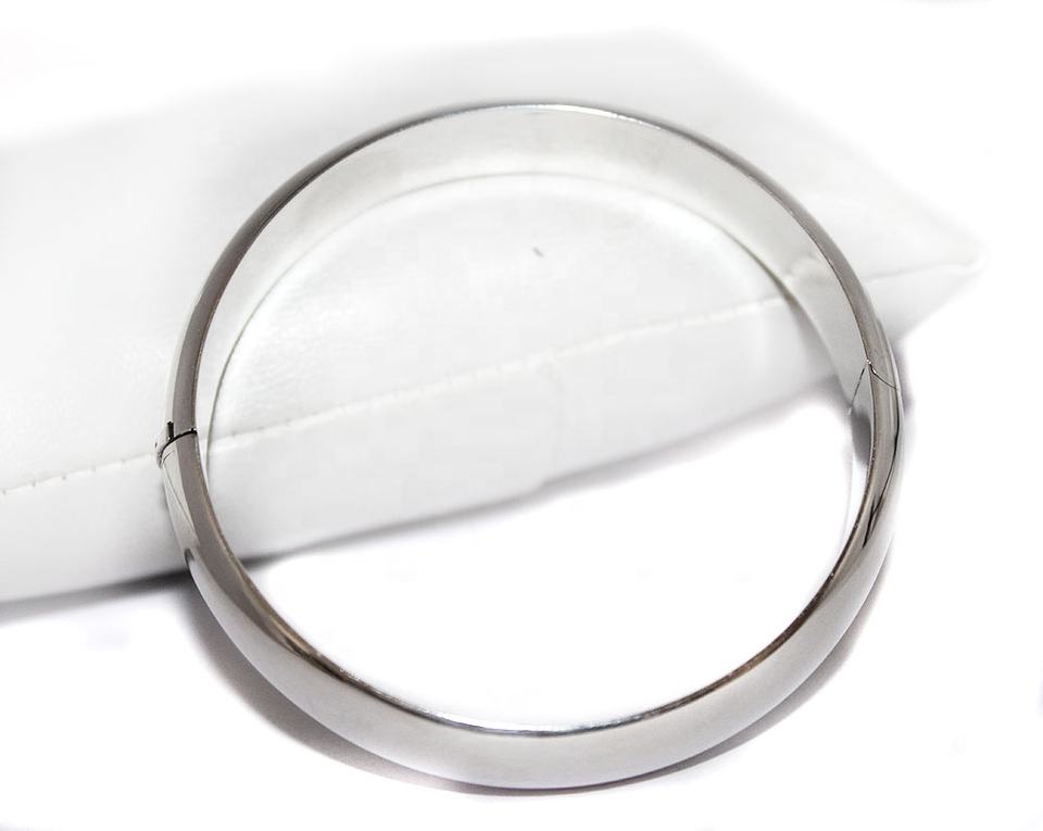 North & Pearl Polished Hinged Bangle product image 2